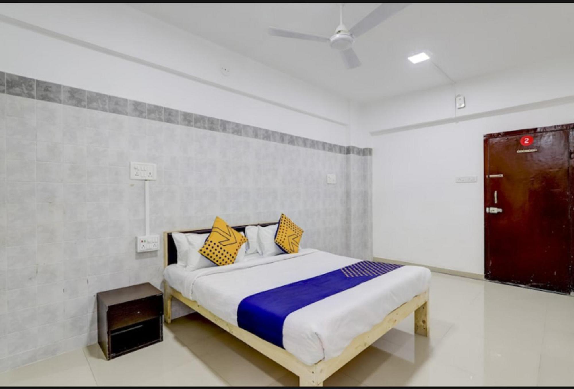 Hotel Nexus 수라트 외부 사진